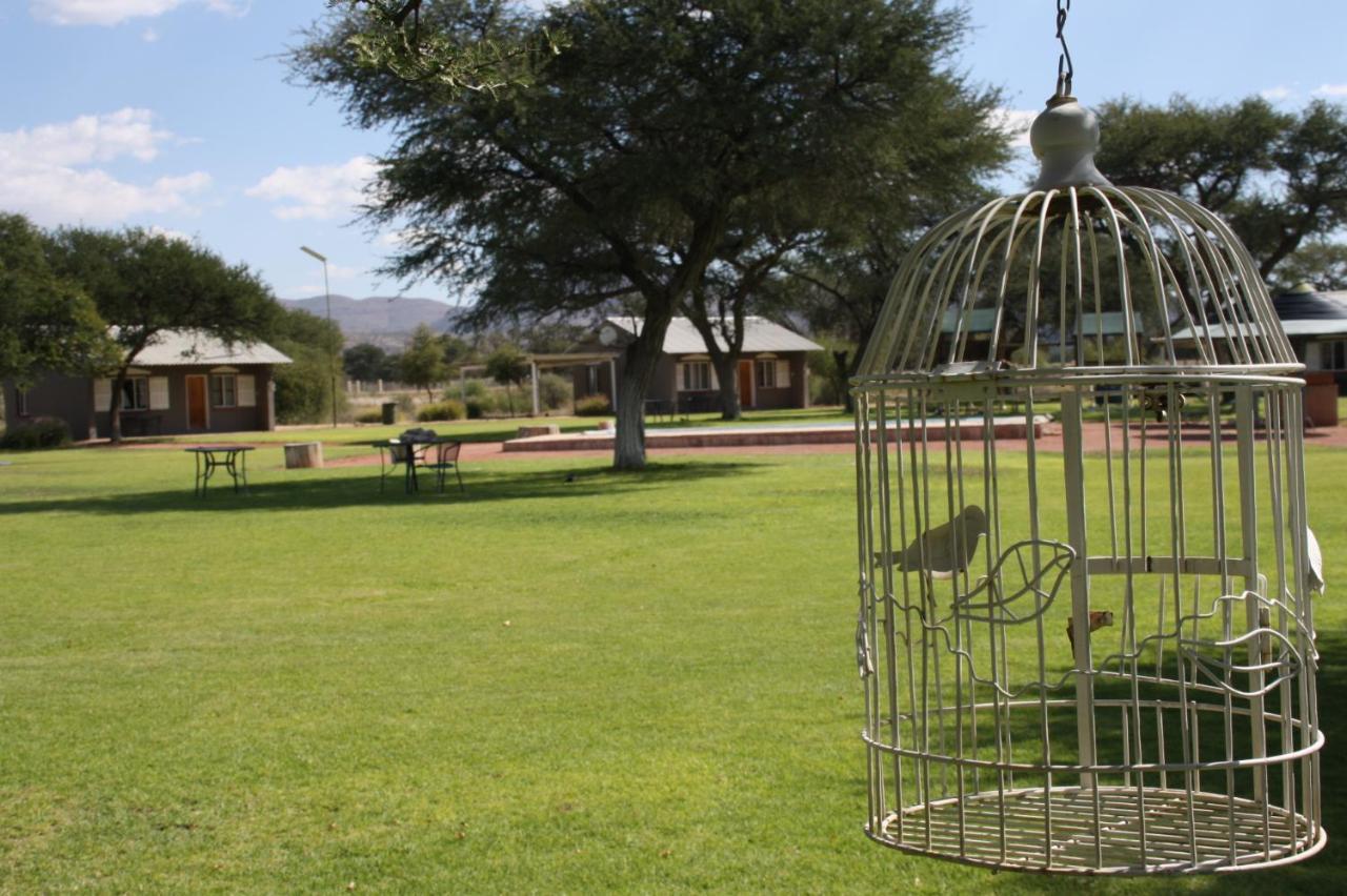 Out Of Nature Country Lodge Windhoek Exterior foto