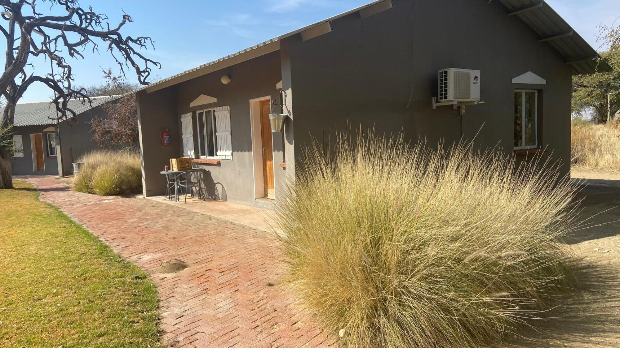 Out Of Nature Country Lodge Windhoek Exterior foto