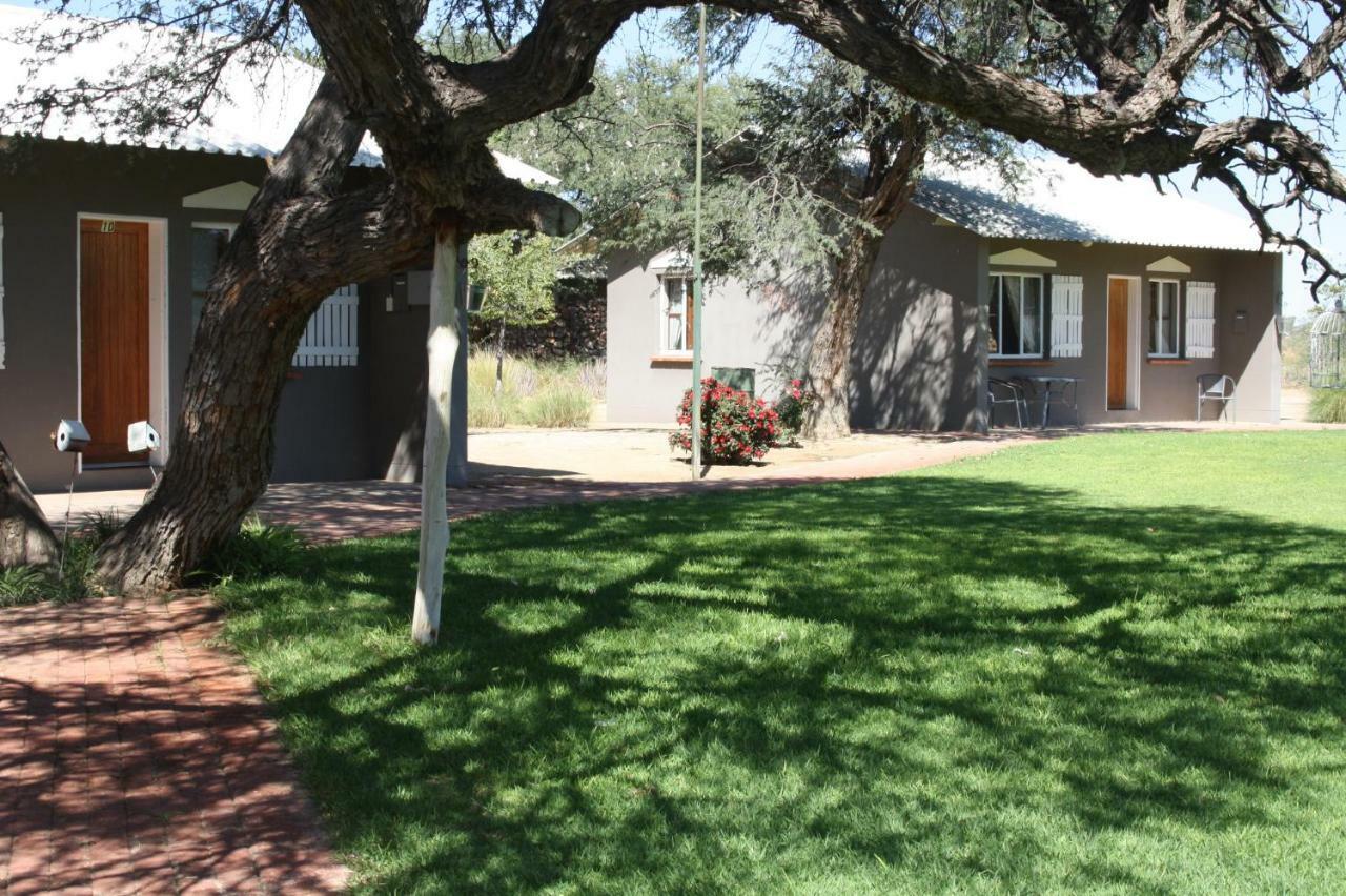 Out Of Nature Country Lodge Windhoek Exterior foto