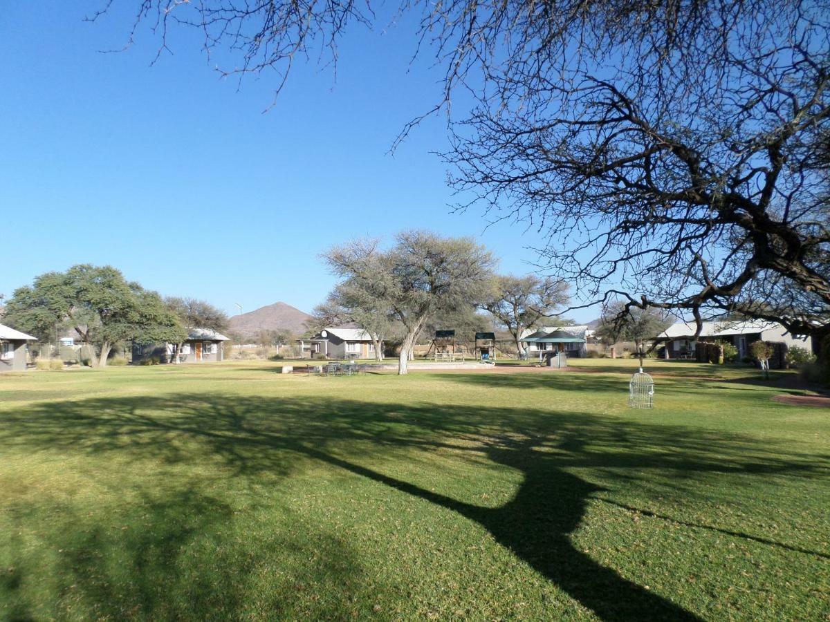 Out Of Nature Country Lodge Windhoek Exterior foto